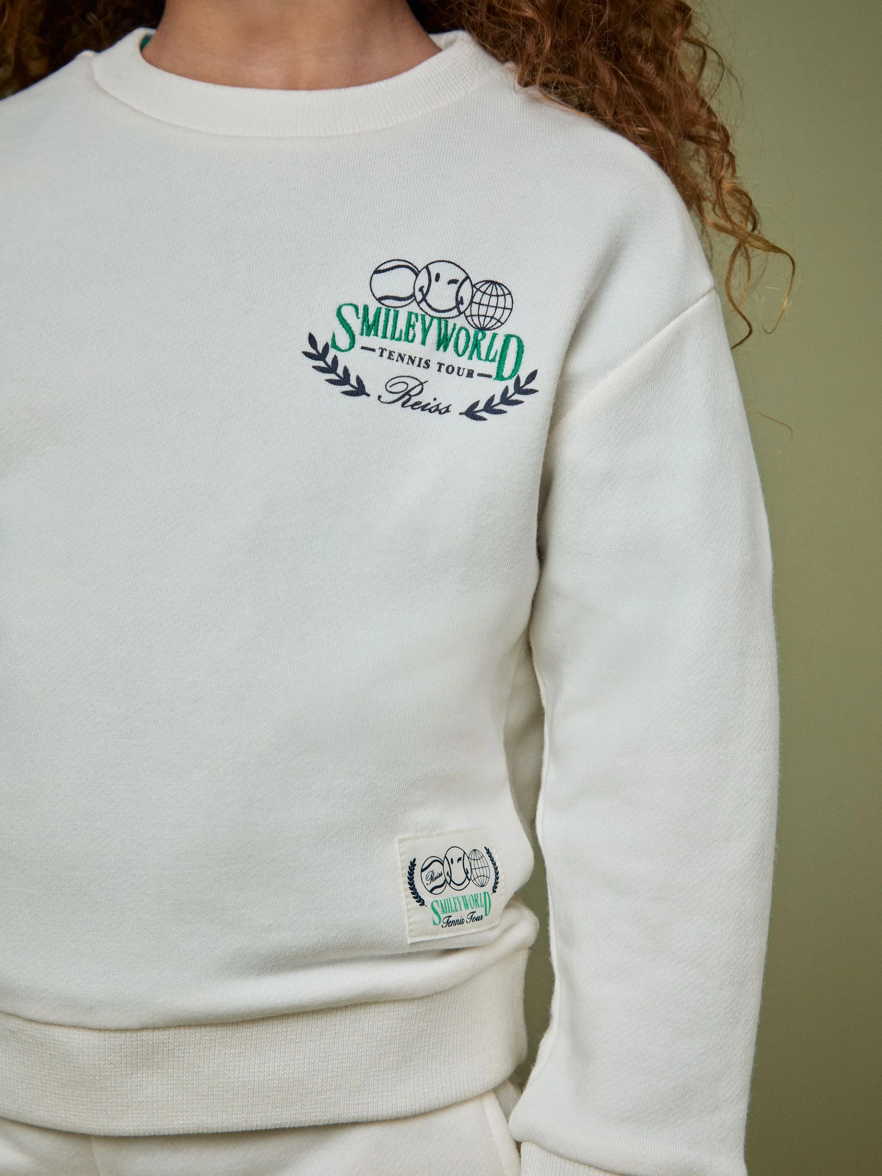 SmileyWorld | Reiss Logo Sweatshirt Unisex Fit in White - Image 3