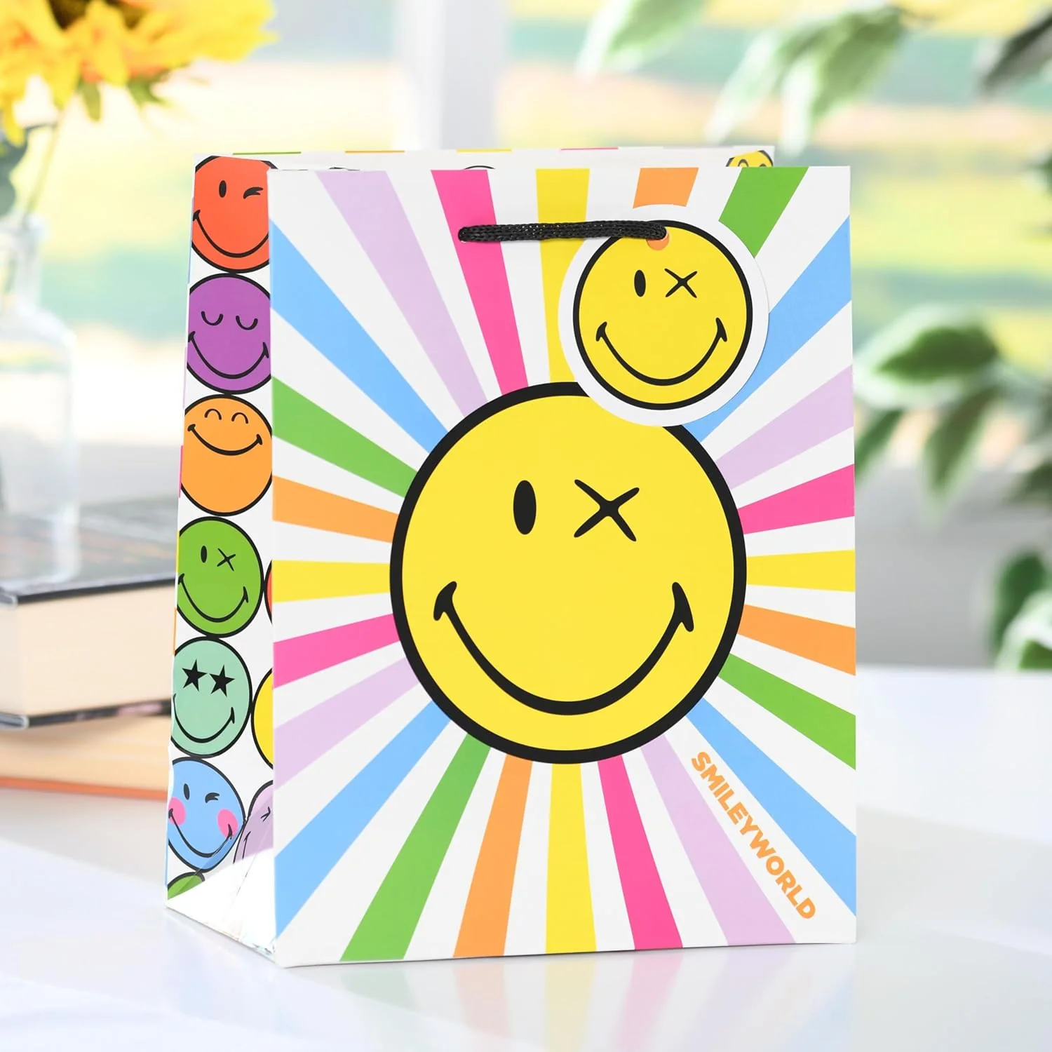 UK Greetings | Medium Gift Bag for Her/Friend | Party Bags for Presents | Birthdays, Thank You & Other Events | Smiley Design | 19 x 23 x 8.9 cm - Image 3